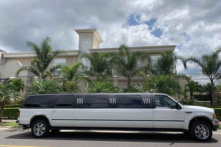 Luxury Private Limousine Airport Transportation - Photo 1 of 15